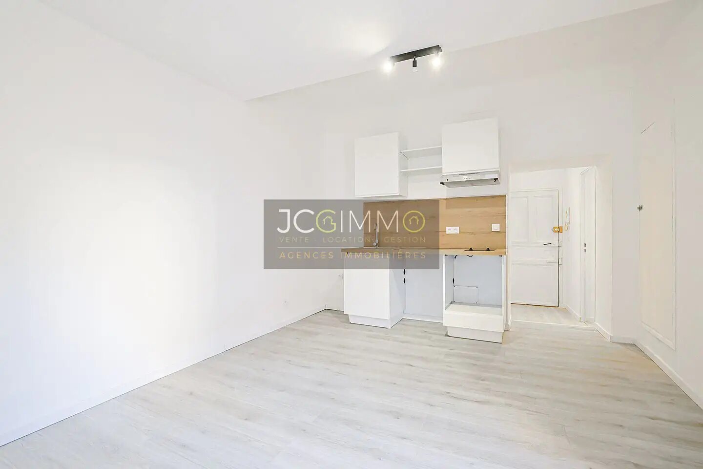 Appartement à vendre, 31m², Solliès-Pont