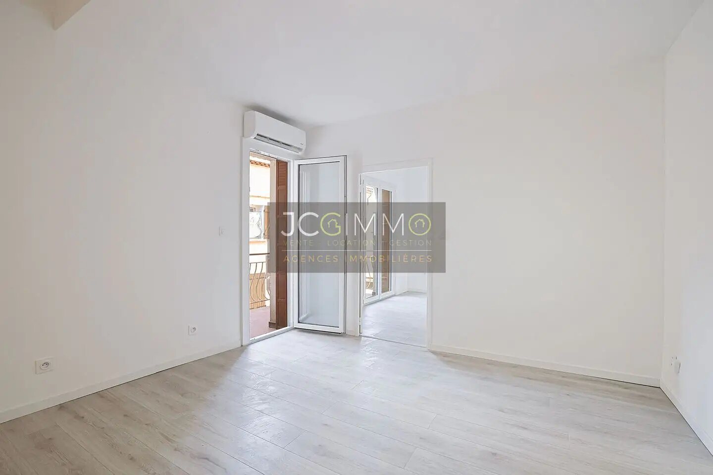 Appartement à vendre, 31m², Solliès-Pont