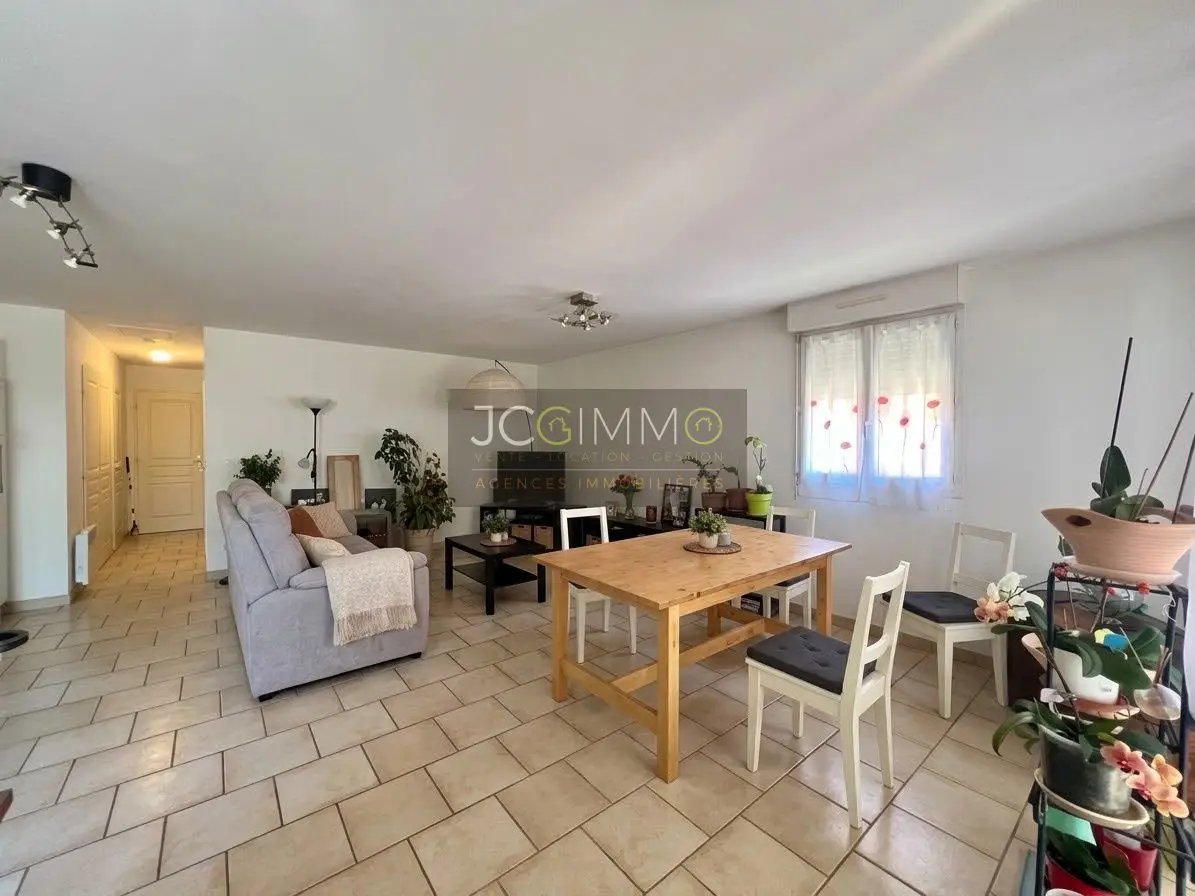 Appartement à louer, 60m², Puget-Ville