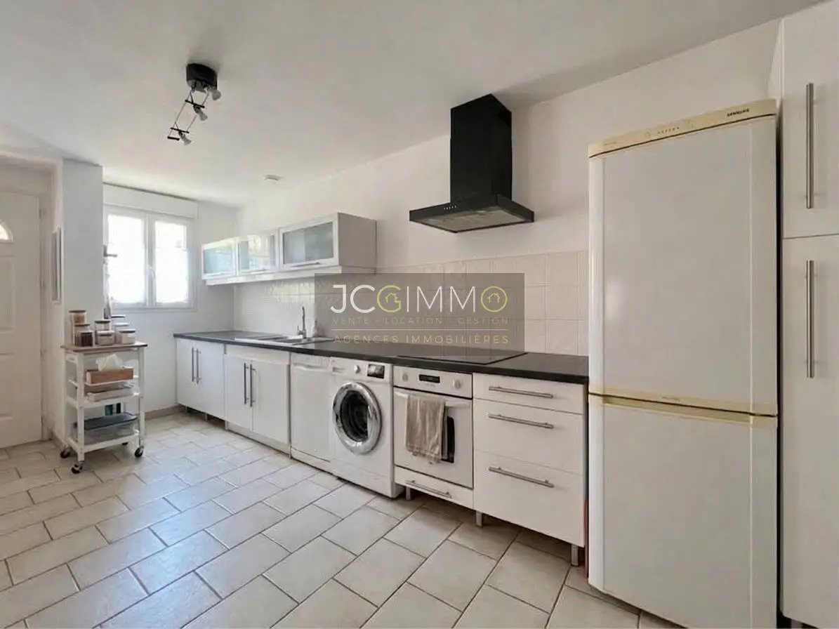 Appartement à louer, 60m², Puget-Ville