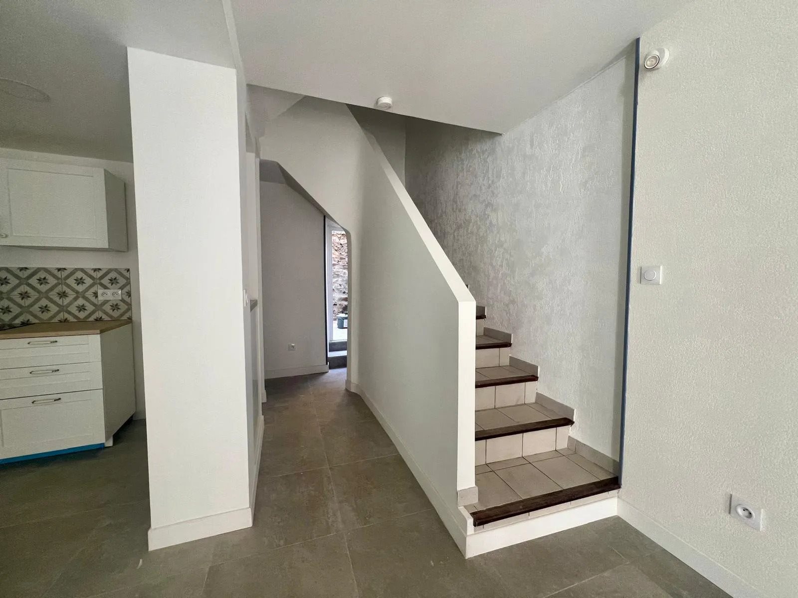 Maison à louer, 74m², Puget-Ville