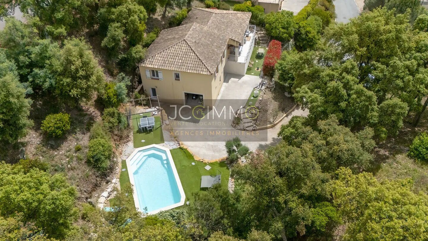 Maison à vendre, 173m², La Londe-les-Maures