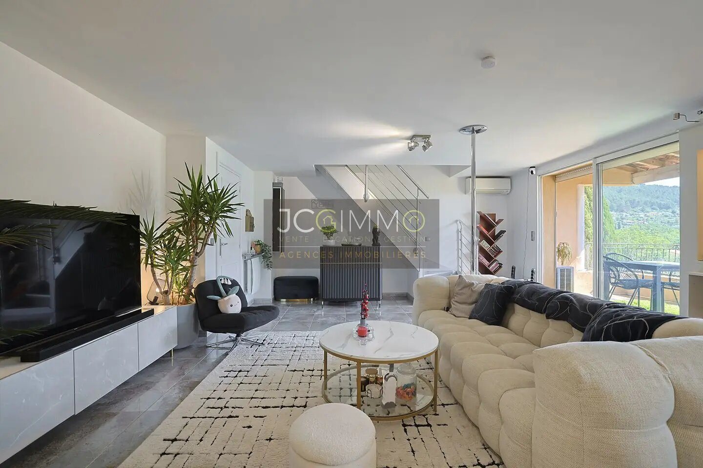 Appartement à vendre, 106m², Solliès-Toucas