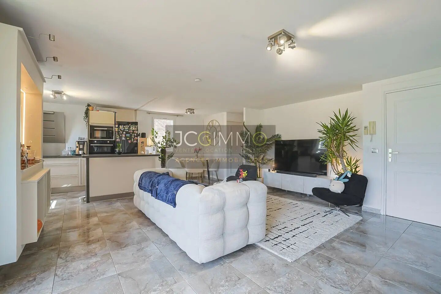 Appartement à vendre, 106m², Solliès-Toucas