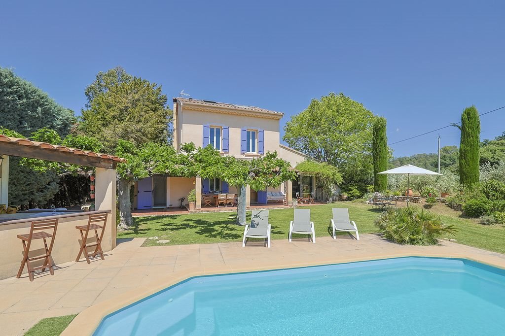 Maison à vendre, 191m², Pignans