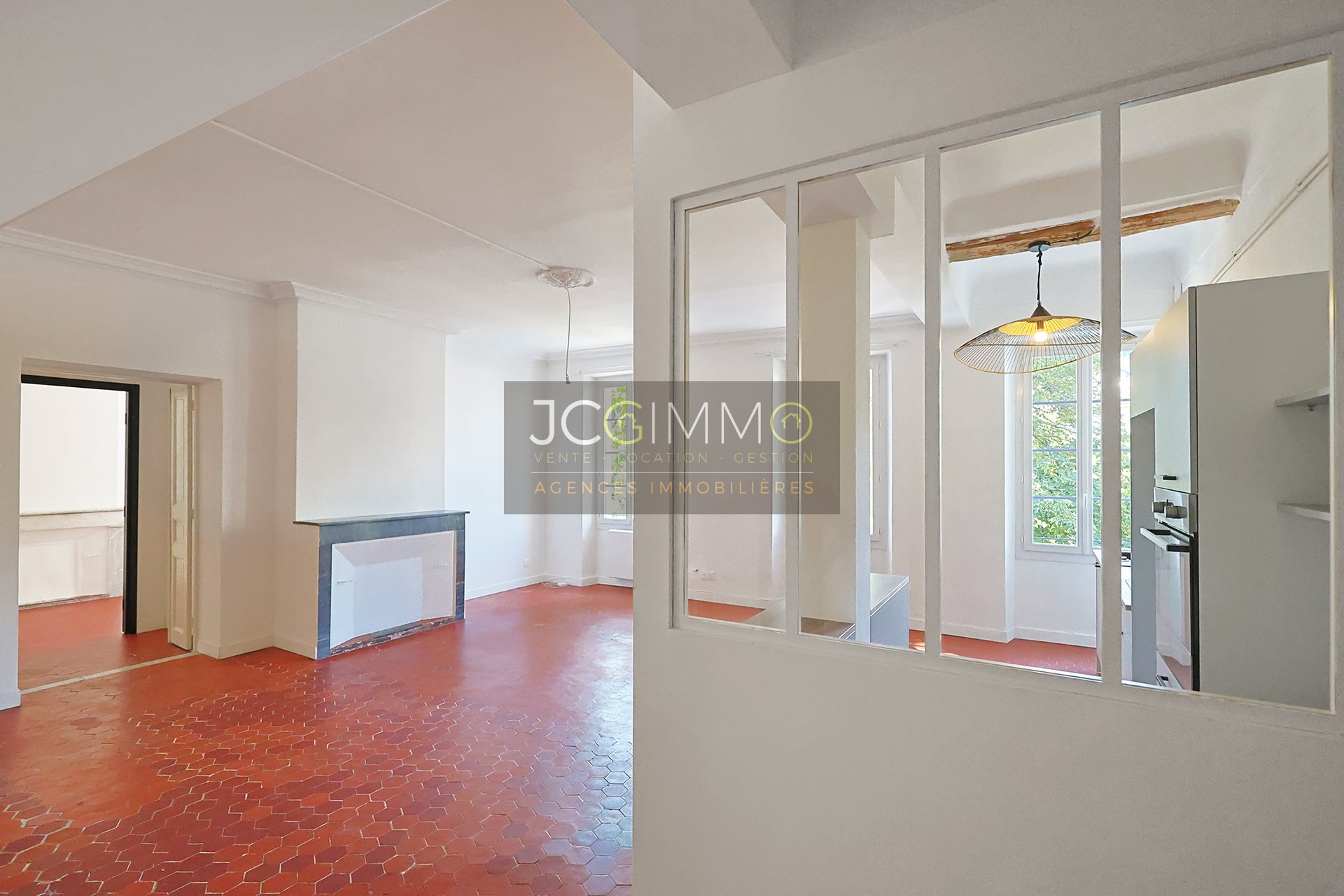 Appartement à vendre, 92m², Solliès-Pont