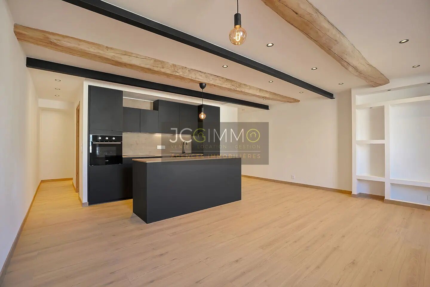 Appartement à vendre, 86m², Solliès-Pont