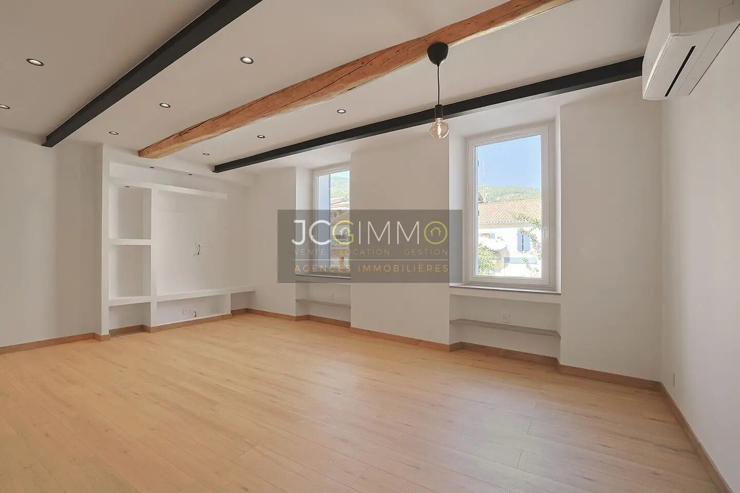 Appartement à vendre, 86m², Solliès-Pont