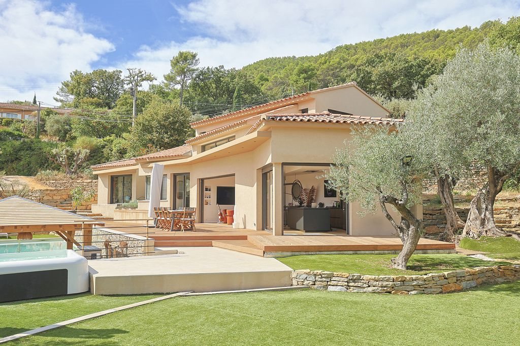 Maison à vendre, 150m², Solliès-Ville