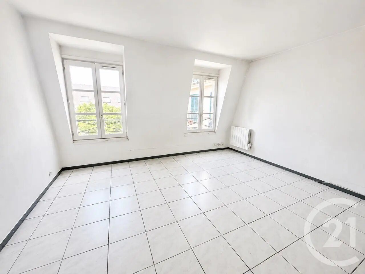 Appartement à vendre, 26m², Mantes-la-Jolie