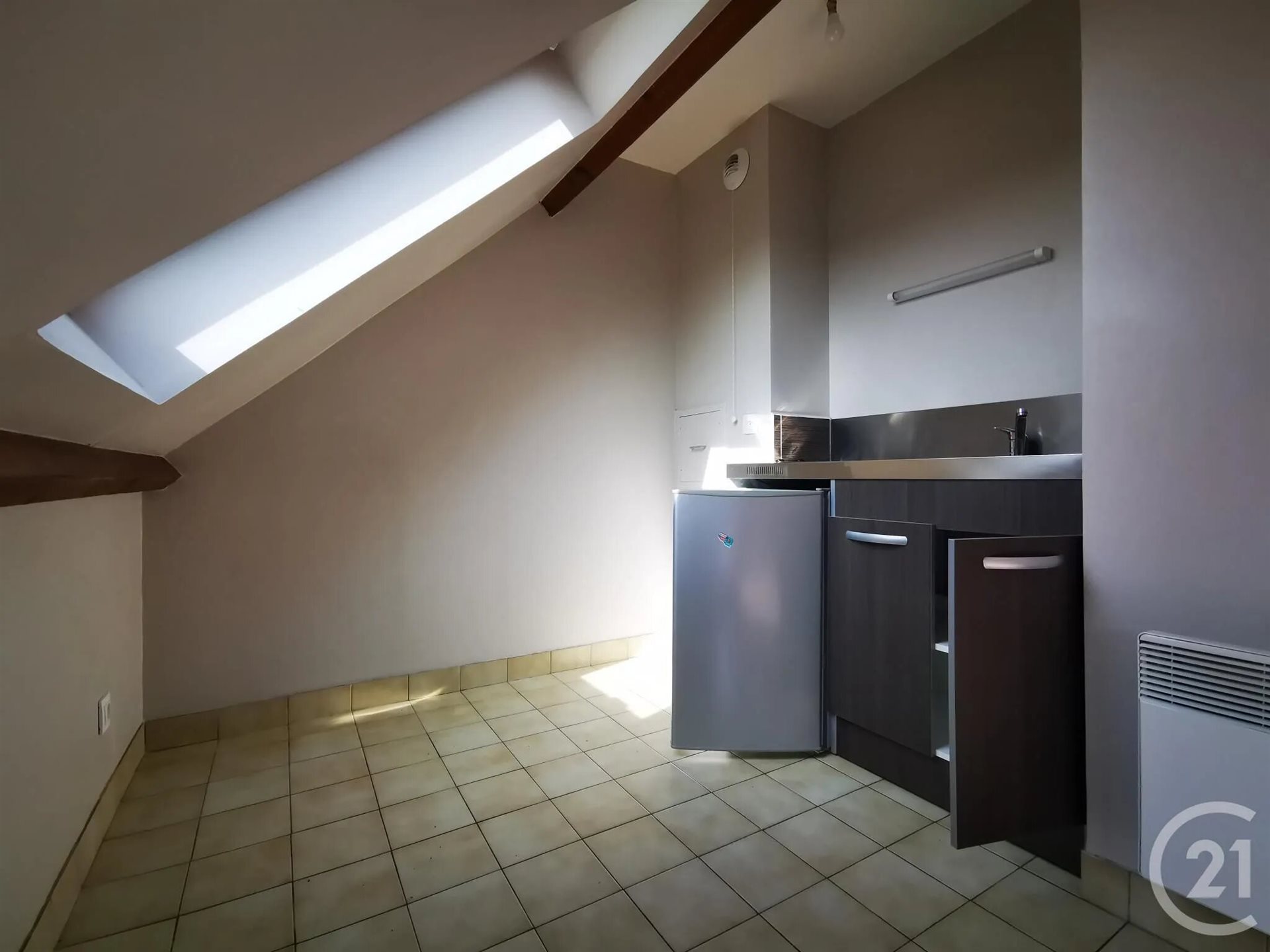 Appartement à louer, 24m², Limay