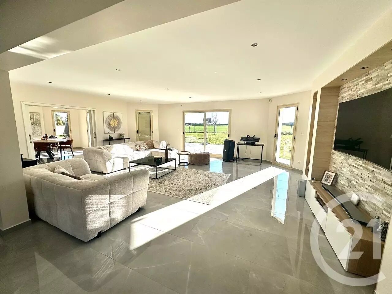Maison à vendre, 340m², Soindres