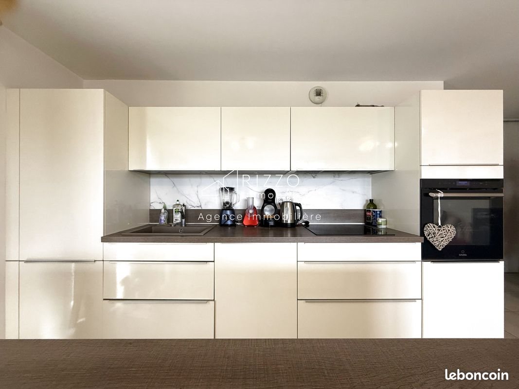 Appartement à vendre, 83m², Prévessin-Moëns
