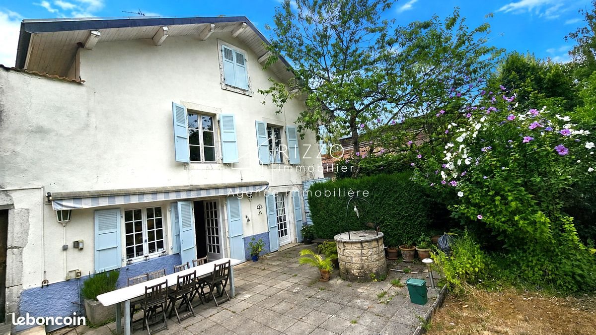 Maison à vendre, 197m², Ferney-Voltaire