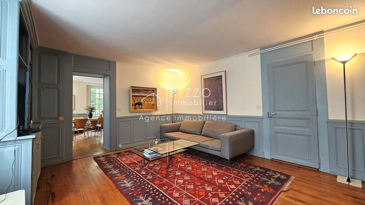 Maison à vendre, 197m², Ferney-Voltaire