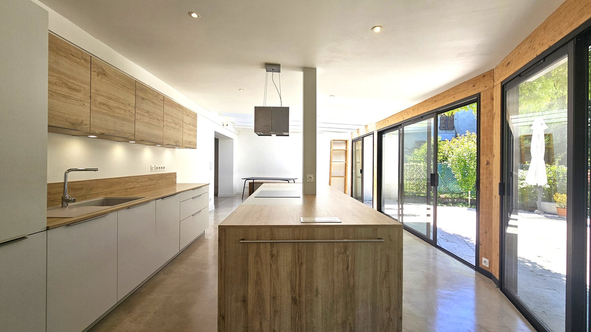 Maison à vendre, 225m², Divonne-les-Bains