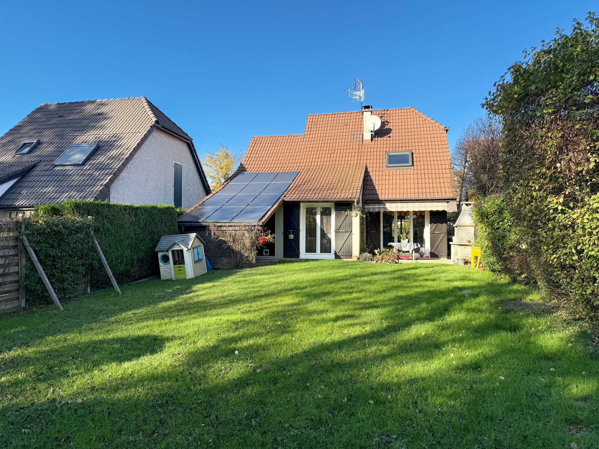 Maison à vendre, 121m², Ville-la-Grand