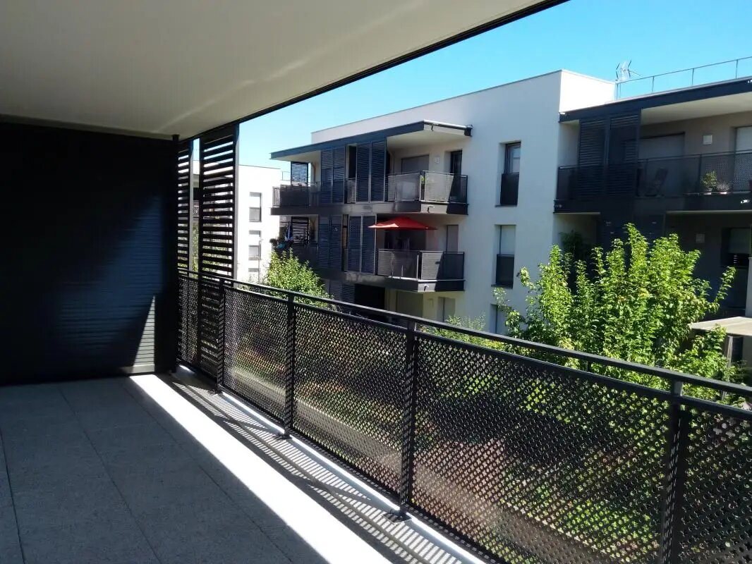 Appartement à louer, 76m², Bron