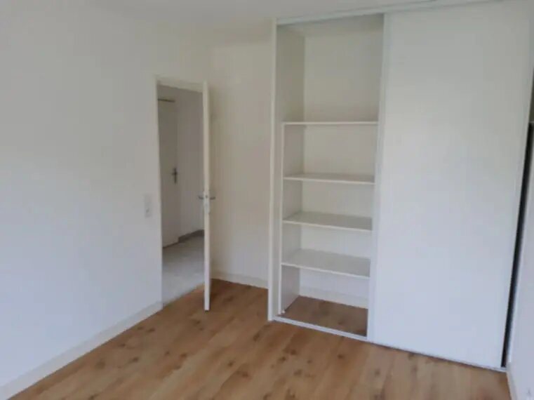 Appartement à louer, 61m², Bron
