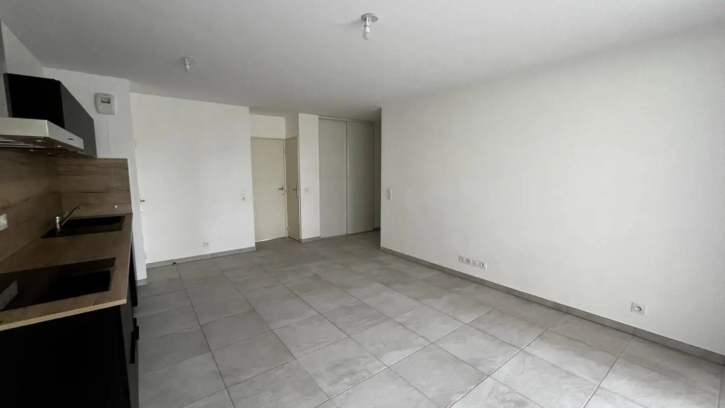 Appartement à louer, 61m², Bron