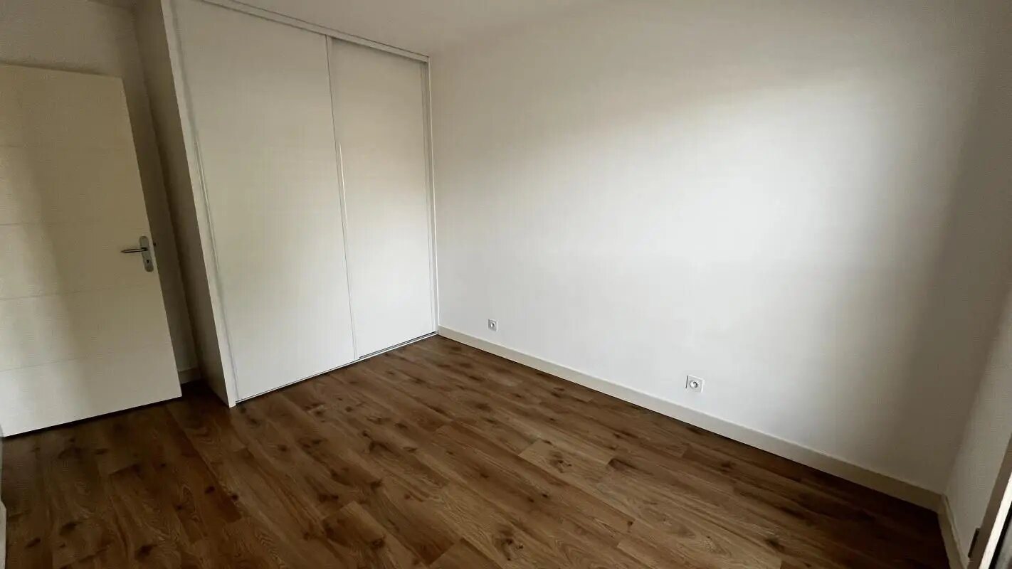 Appartement à louer, 61m², Bron