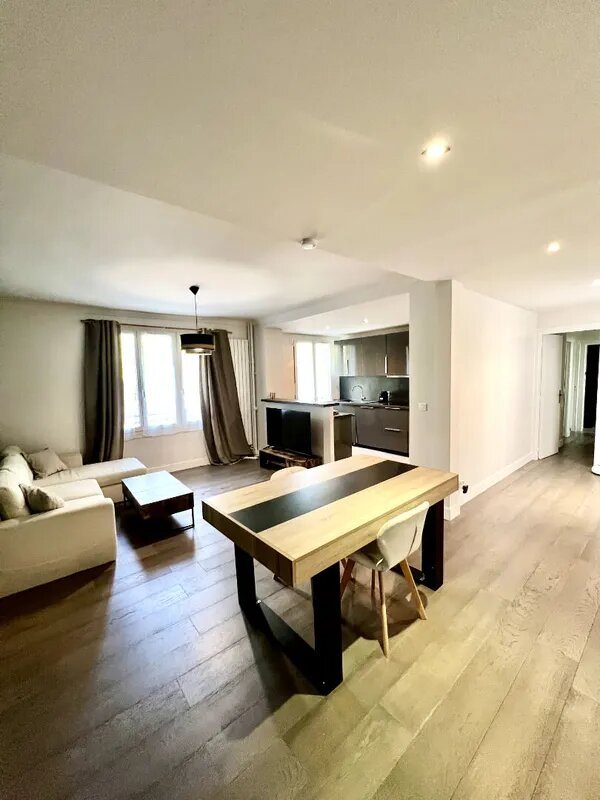 Appartement à louer, 79m², Vanves