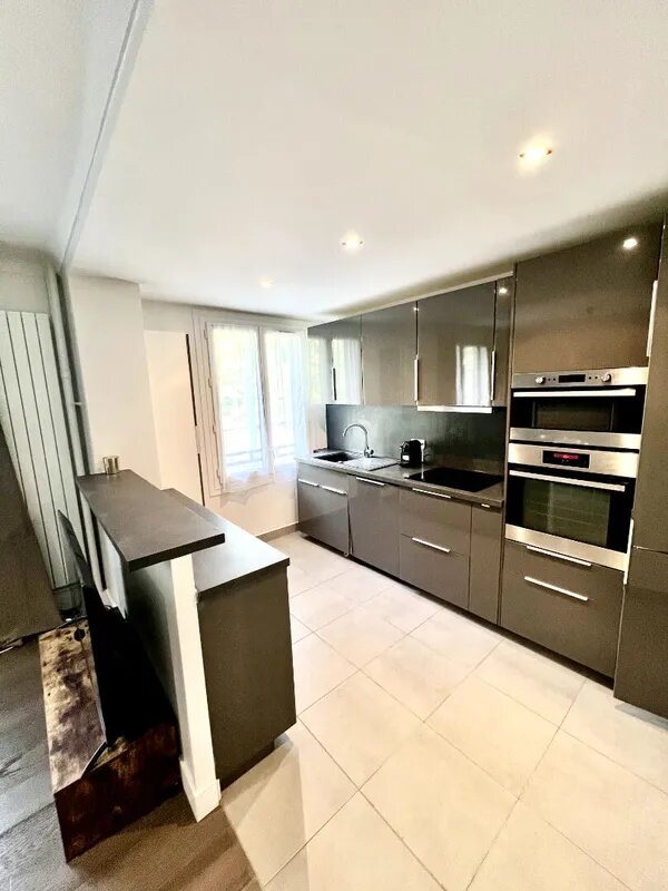 Appartement à louer, 79m², Vanves