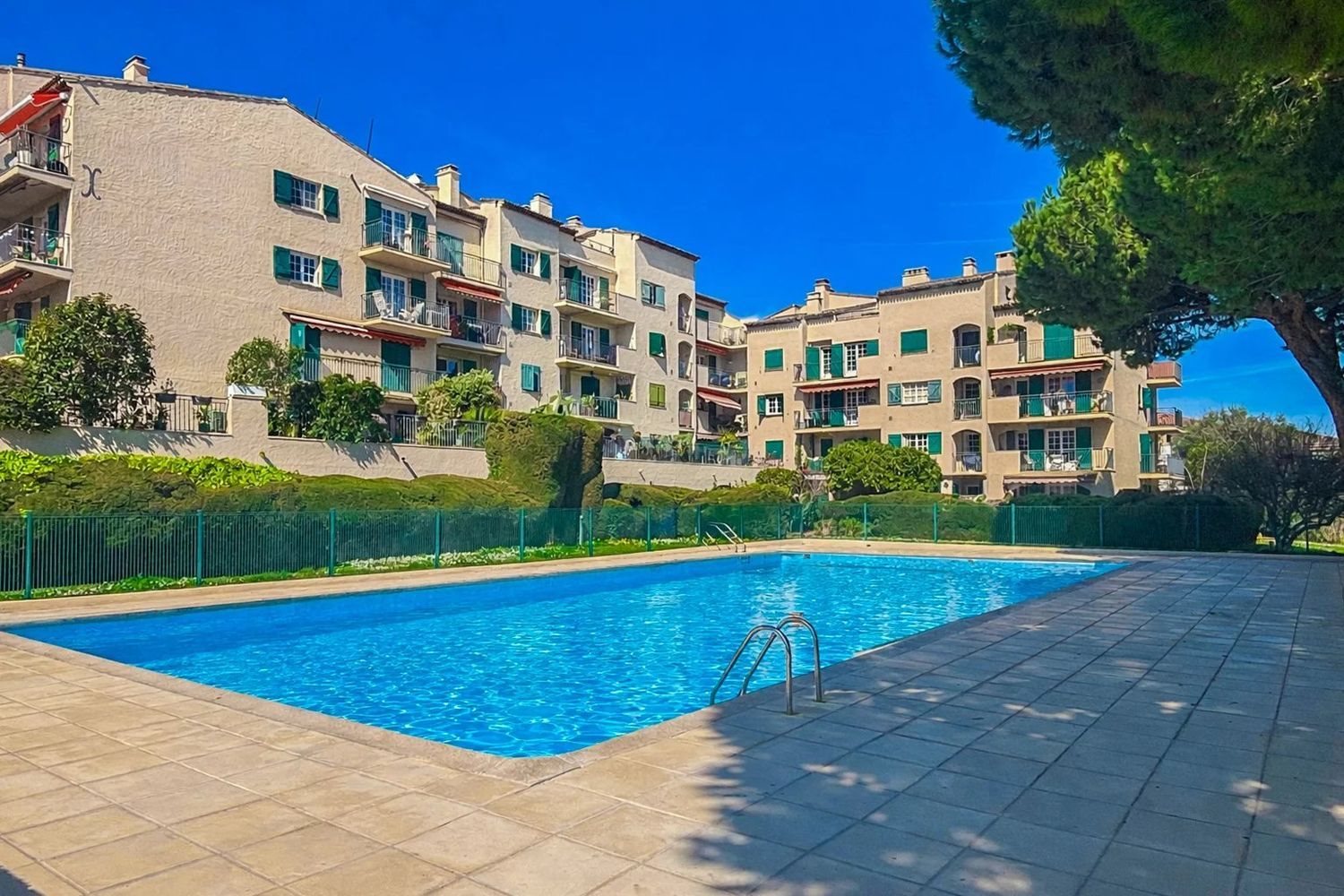 Appartement à vendre, 92m², Antibes