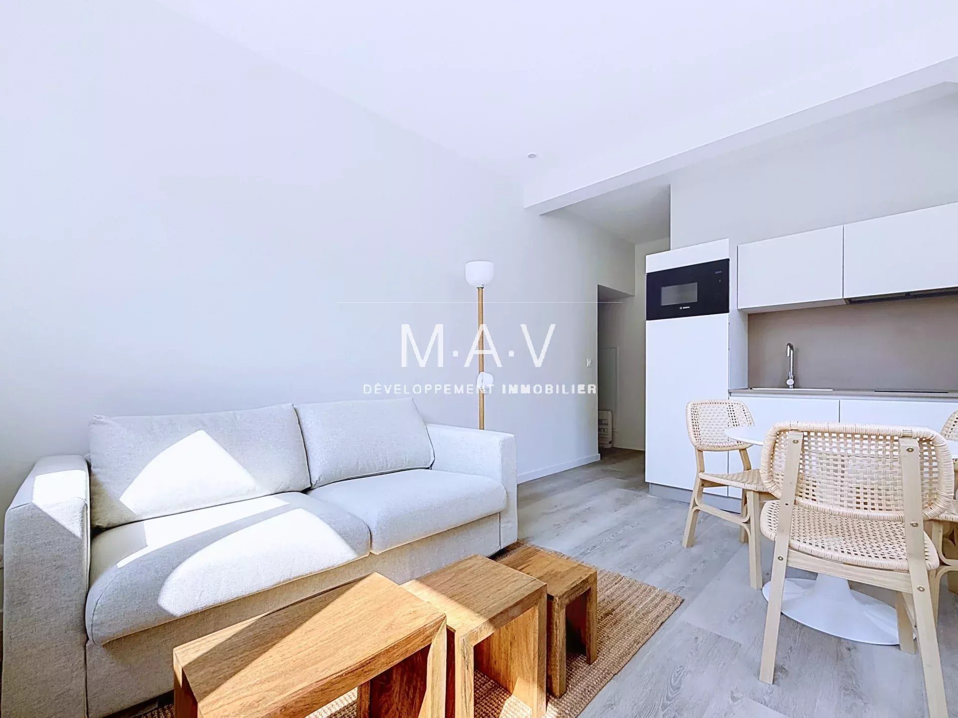Nice/Baumettes Renovated Furnished Studio Sold In Quiet Area - Vue 2