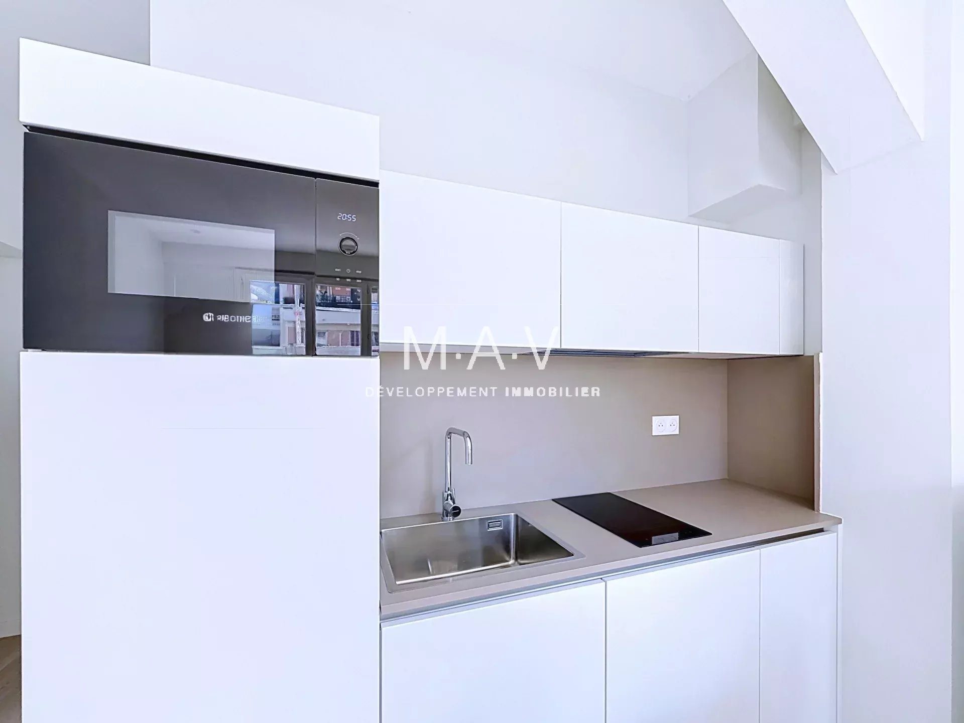 Nice/Baumettes Renovated Furnished Studio Sold In Quiet Area - Vue 6