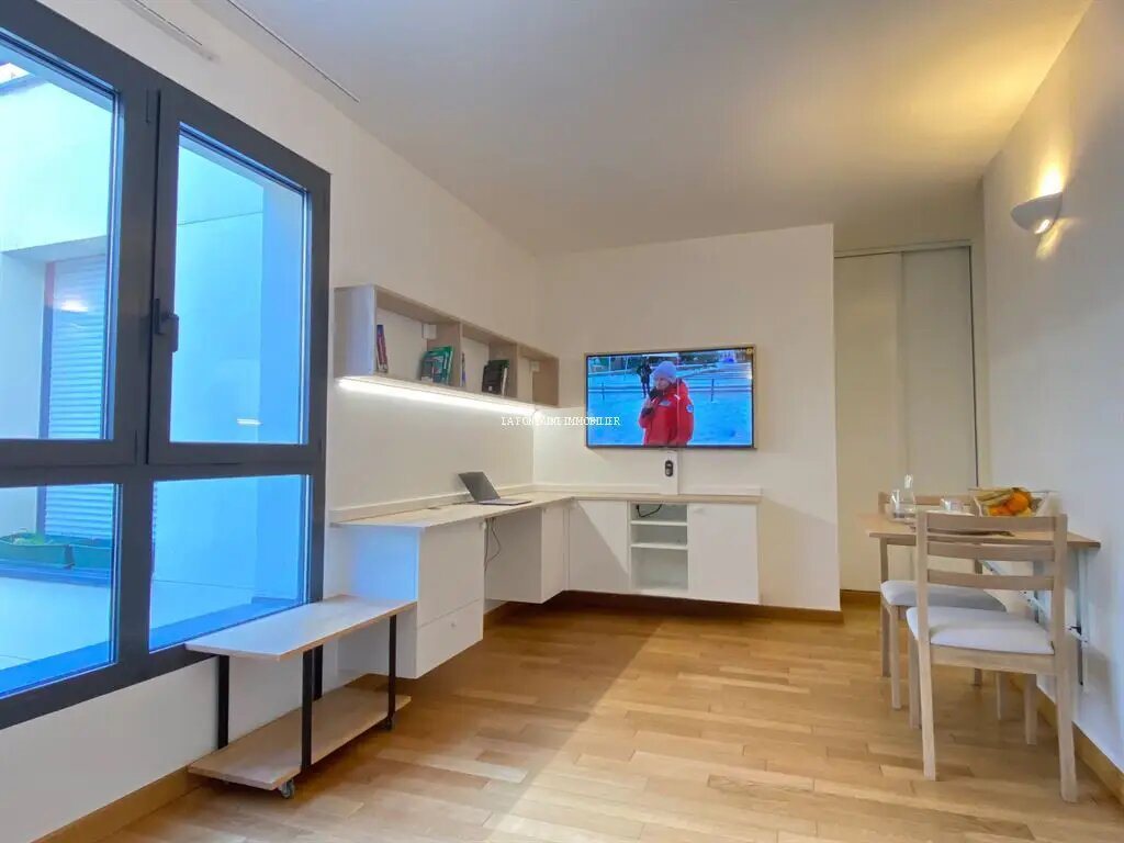 Appartement à louer, 31m², Paris 16ème