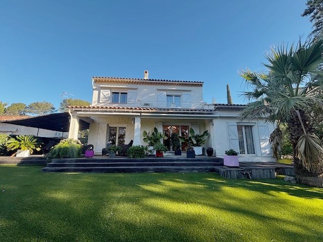 Maison à vendre, 135m², Saint-Raphaël