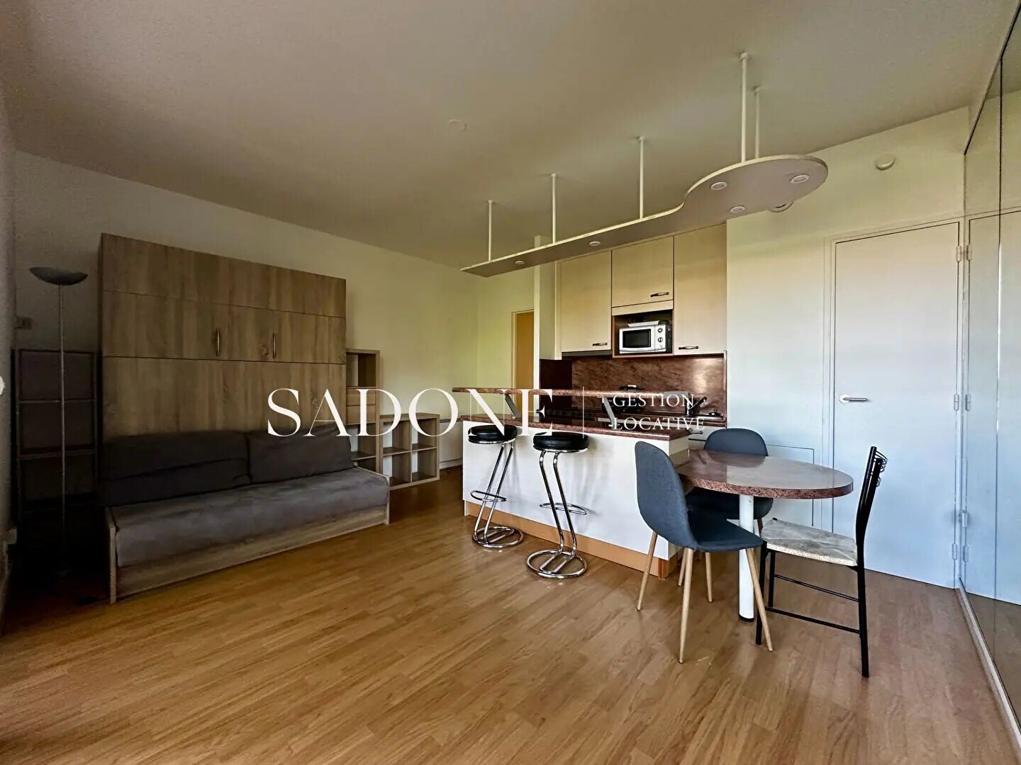 Appartement à louer, 26m², Levallois-Perret