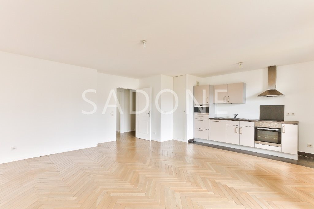 Appartement à louer, 64m², Courbevoie