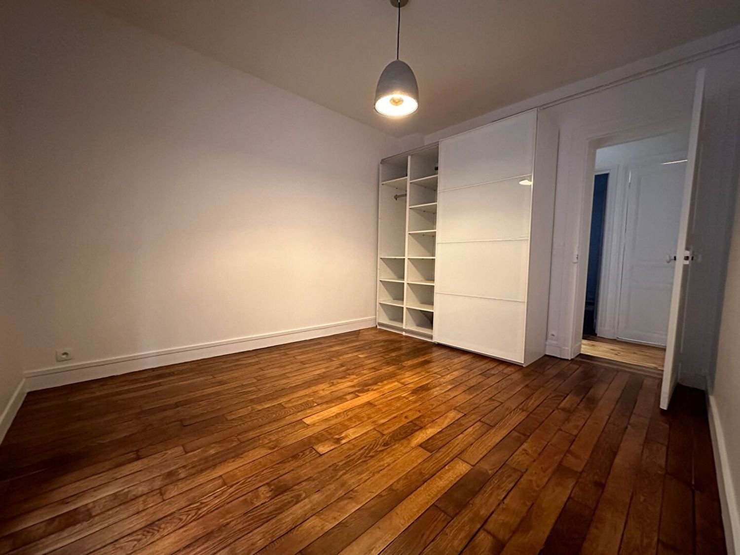 Appartement à louer, 47m², Levallois-Perret