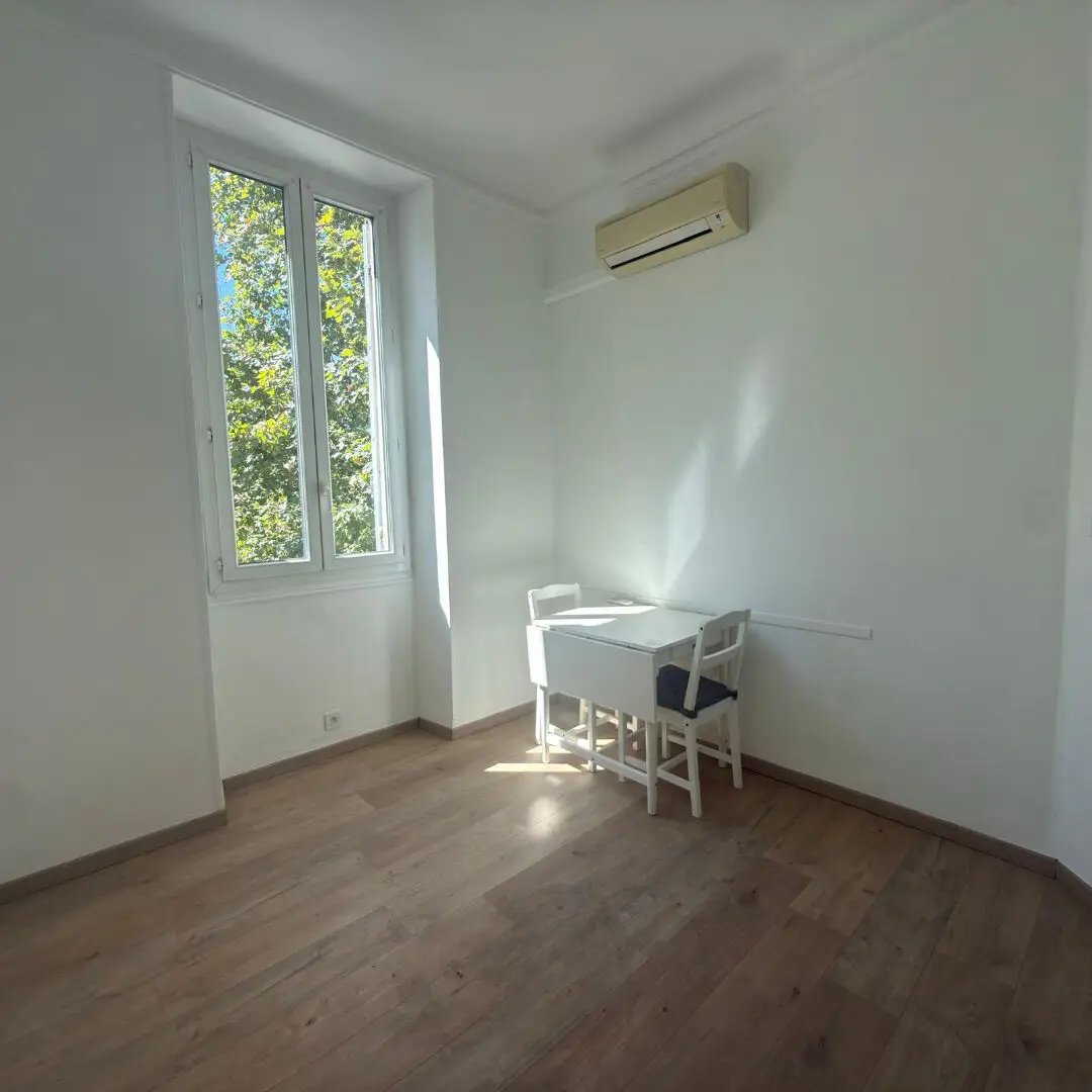 Appartement à louer, 32m², Marseille 10ème