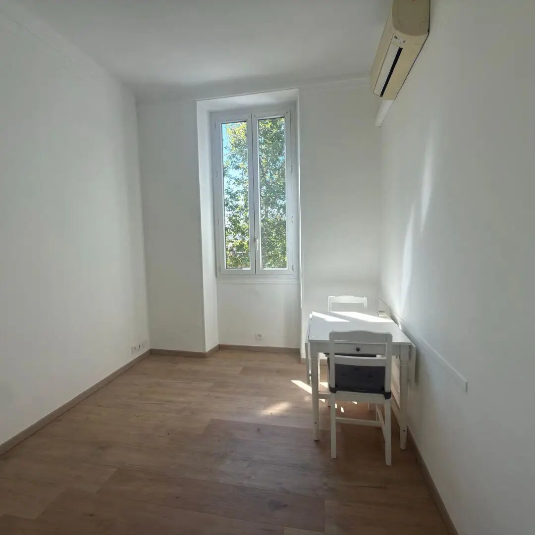 Appartement à louer, 32m², Marseille 10ème