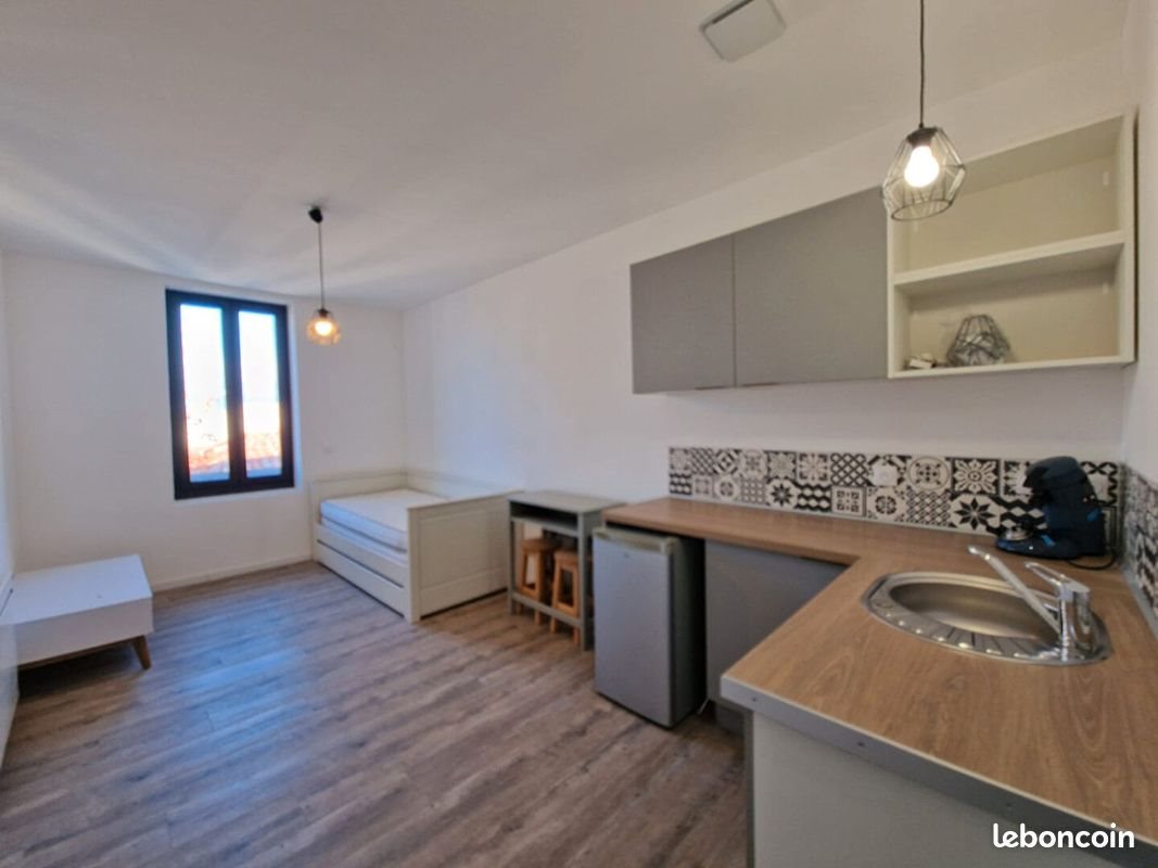 Appartement à louer, 22m², Marseille 9ème