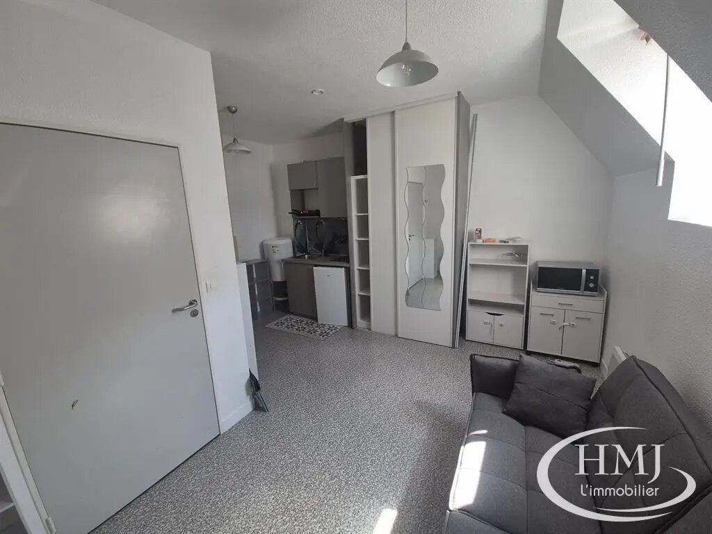Appartement à louer, 19m², Evry