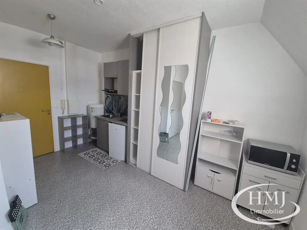 Appartement à louer, 19m², Evry