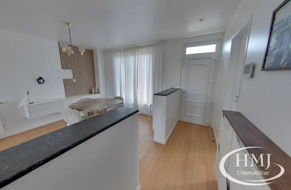 Maison à louer, 95m², Lisses