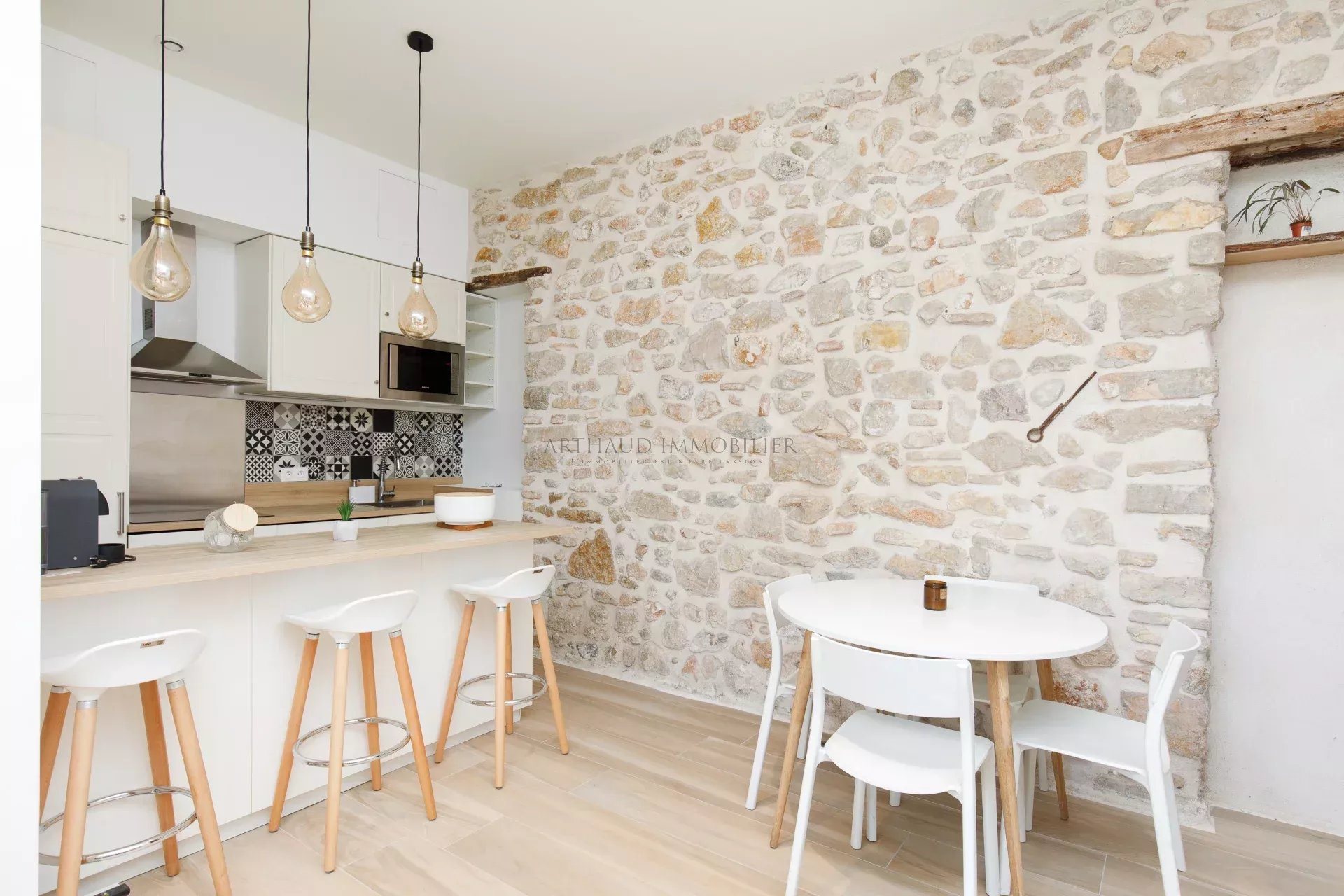 Appartement à louer, 45m², Antibes