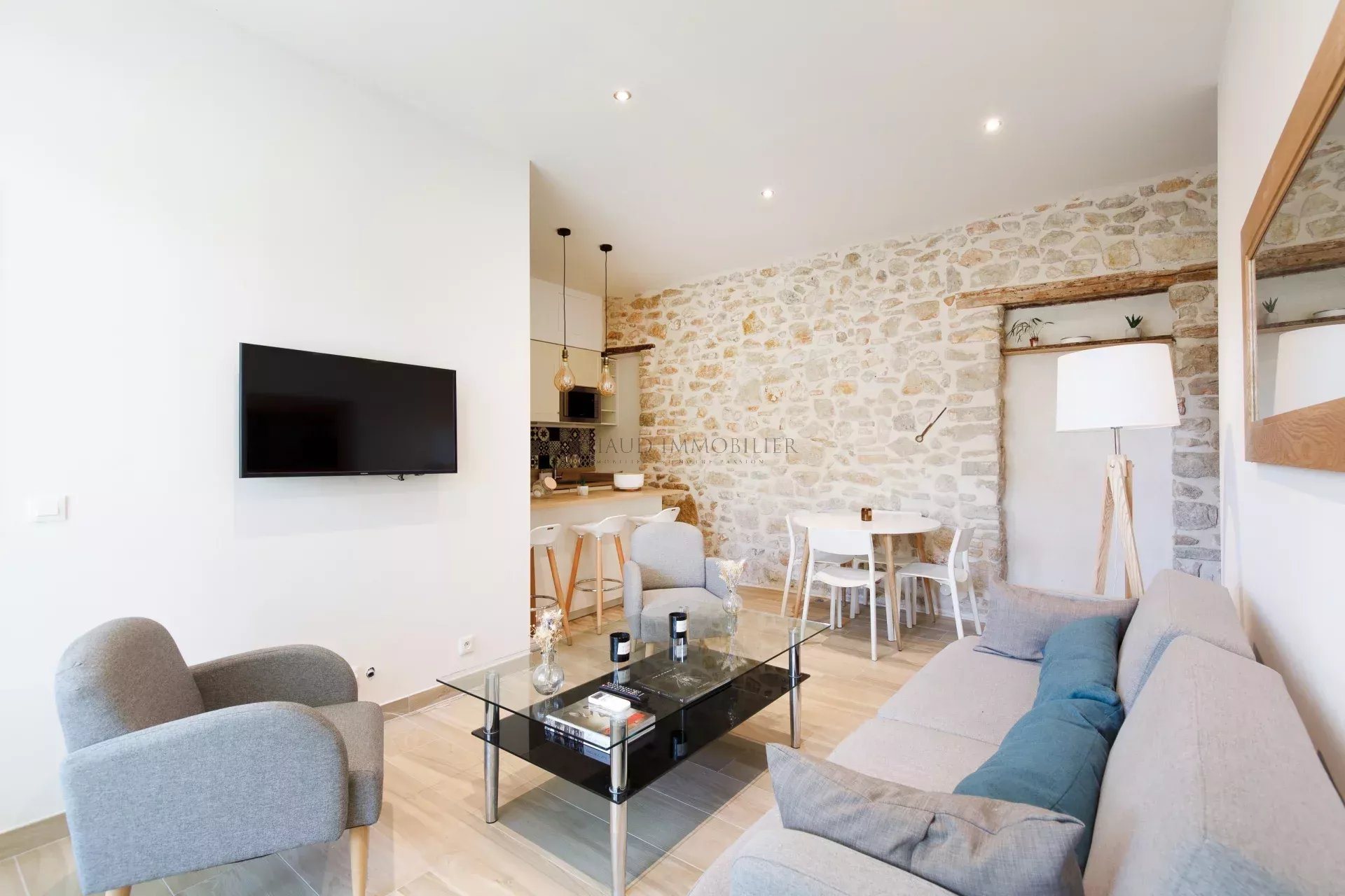 Appartement à louer, 45m², Antibes