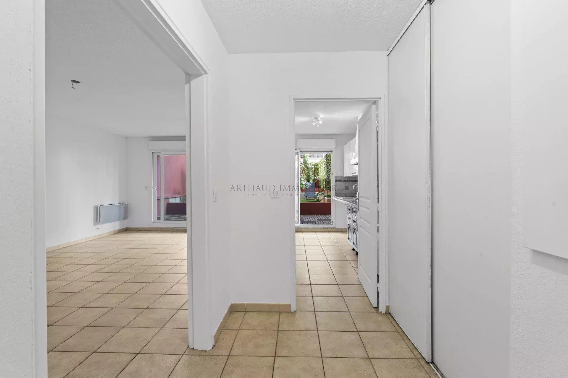 Appartement à vendre, 81m², Mandelieu-la-Napoule