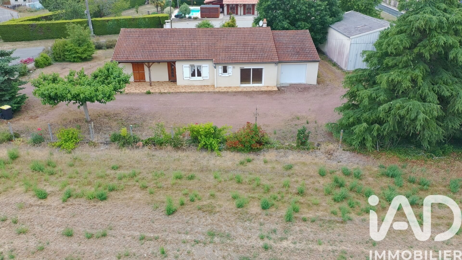 Maison à vendre, 137m², Saint-Léger-de-Montbrun