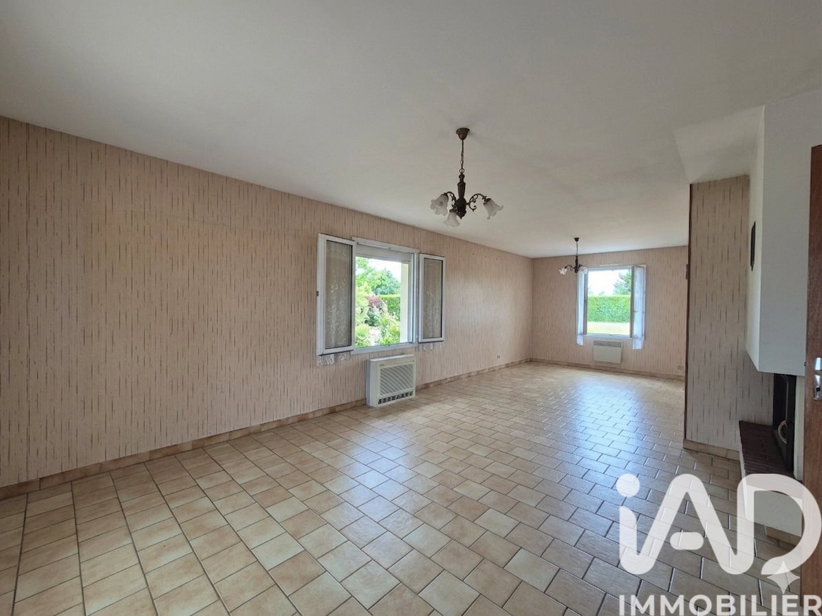 Maison à vendre, 137m², Saint-Léger-de-Montbrun
