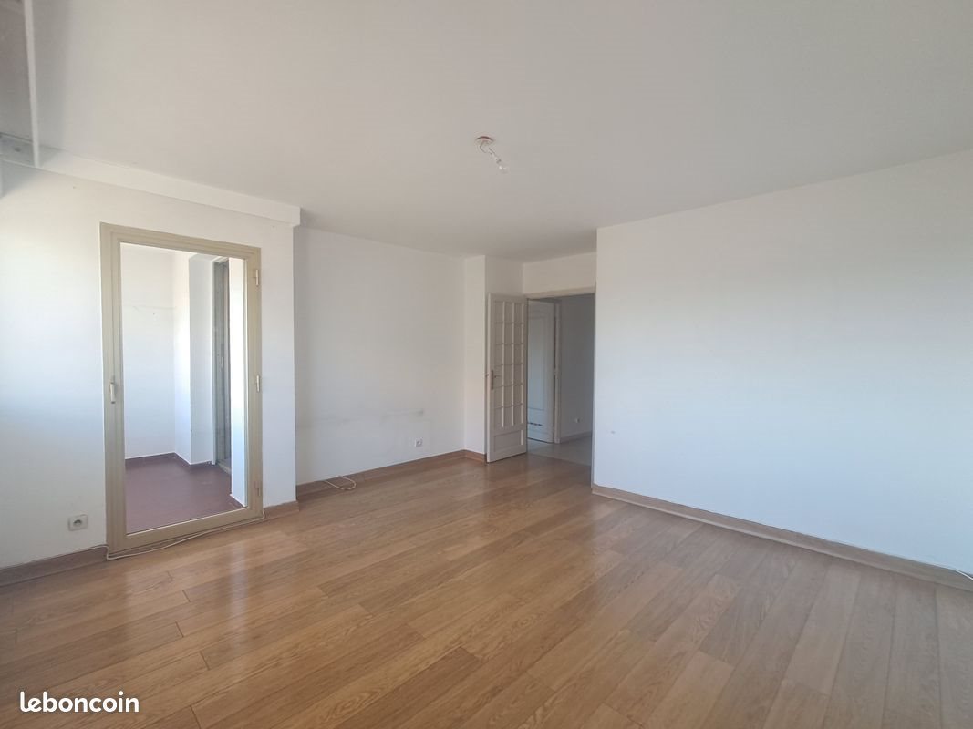 Appartement à vendre, 66m², Salon-de-Provence