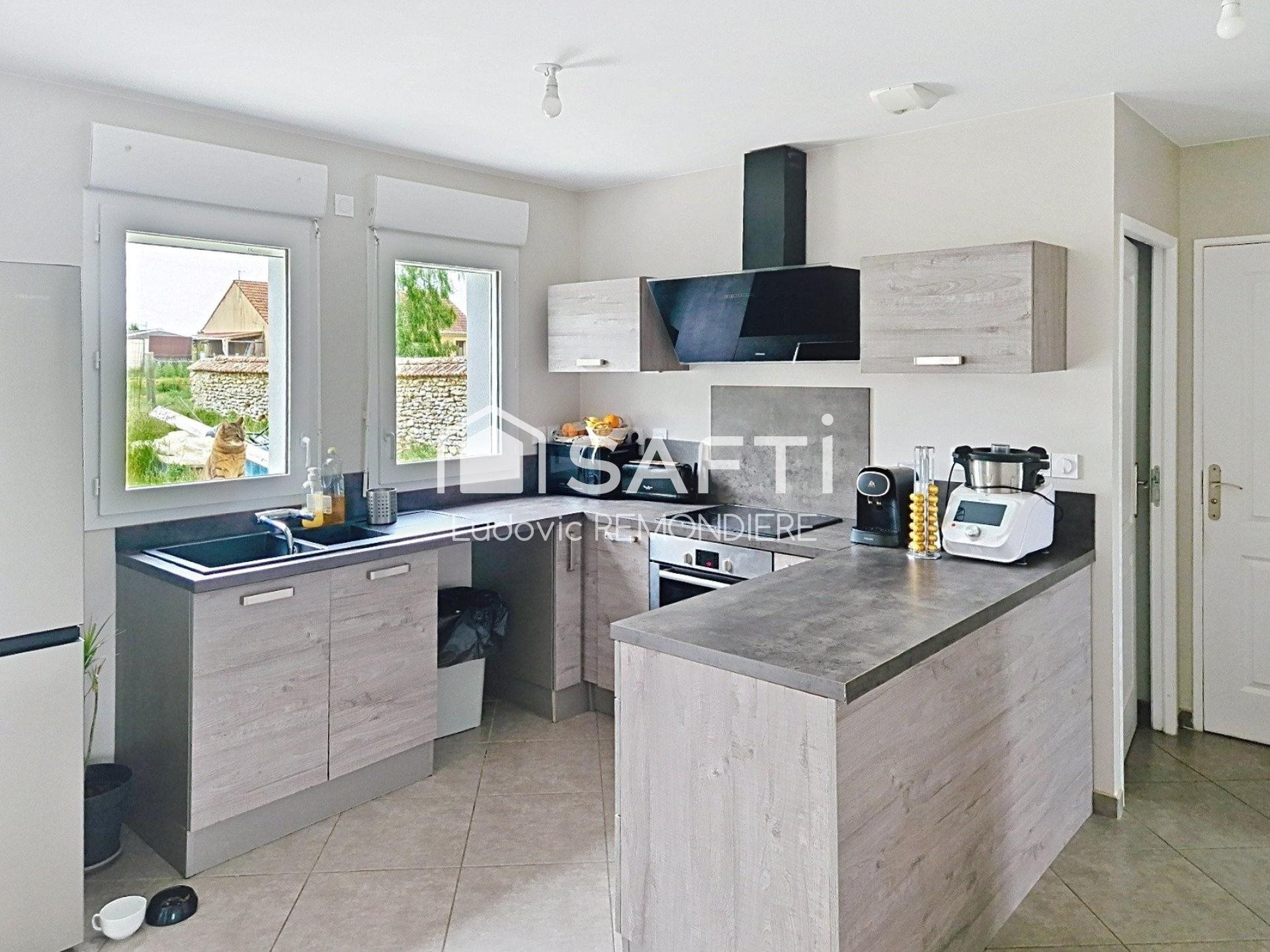 Maison à vendre, 110m², Mérobert