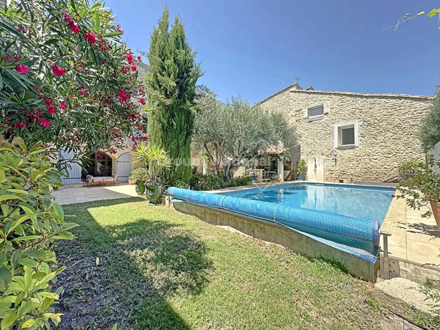 Maison à vendre, 241m², Aramon