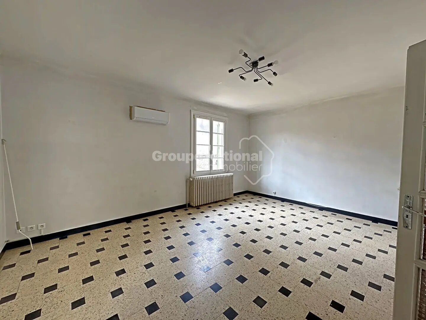 Maison à vendre, 137m², Aramon